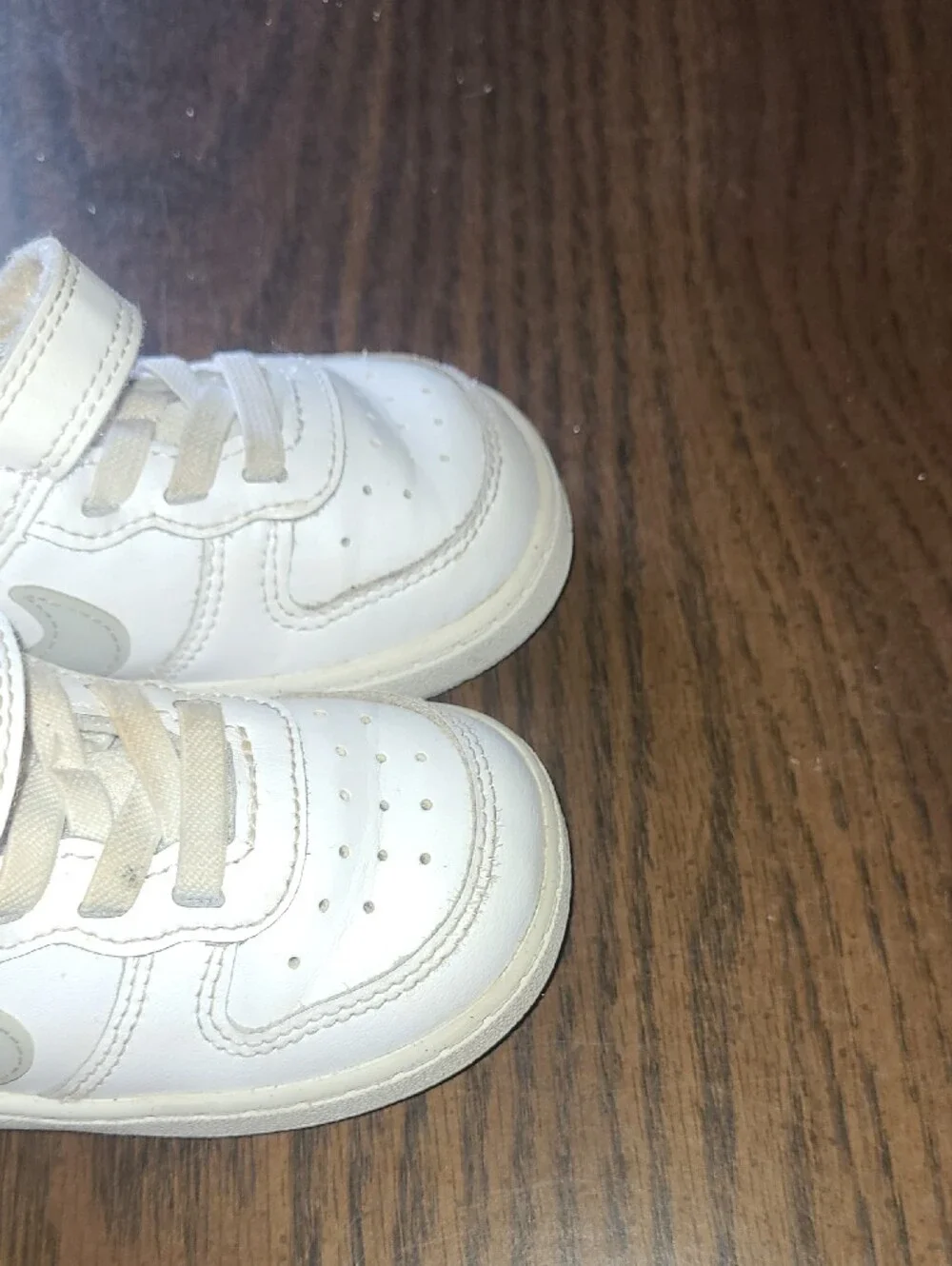 Nike iconic swoosh